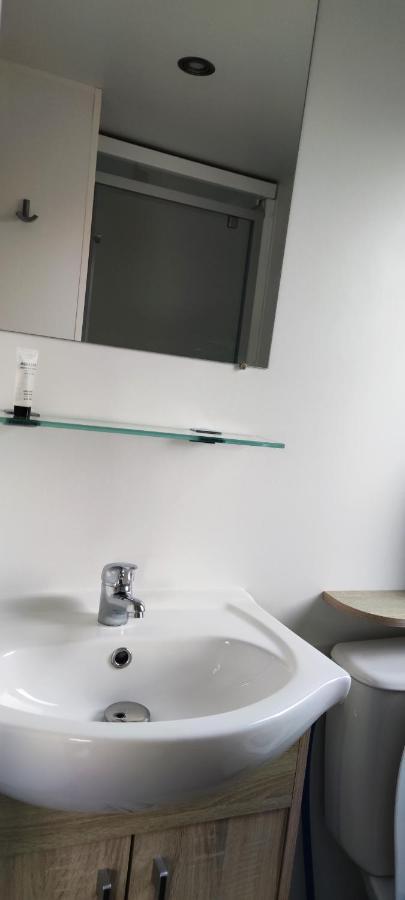 Assist' Mobil Home 397 - Mobil Home 3 Chambres 2 Salles De Bain , Au Calme Onzain Kültér fotó